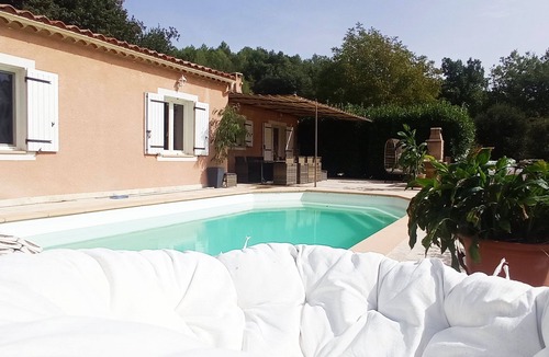 Esparron-de-Verdon Villa | La sousto du lac sauvage