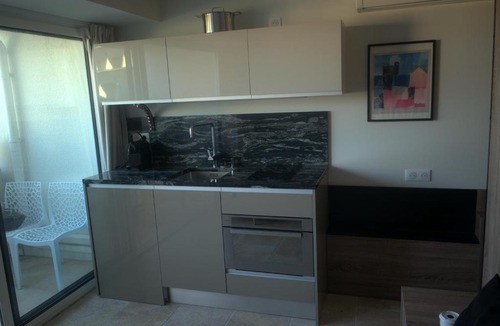 Naturist Village Apartment | La Tanière / The Den - Village Naturiste Cap D'Agde