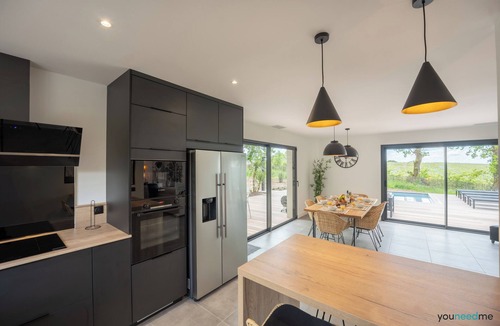 Latresne House | La Villa des vignes