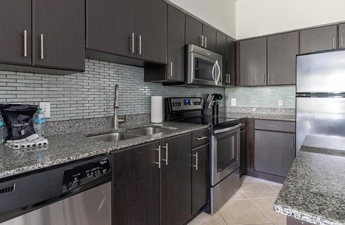 Miramar Apartment | Landing | Incredible 1BD, Gym, Clubhouse