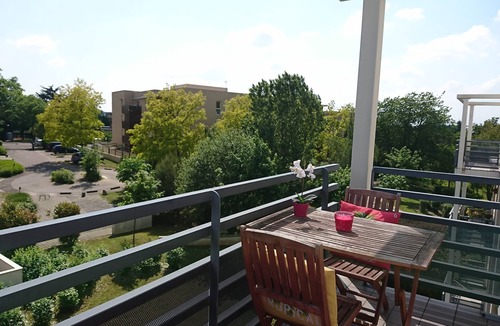 Saint-Priest Apartment | Large apartment T2, quiet, near Lyon, balcony parking and transport
