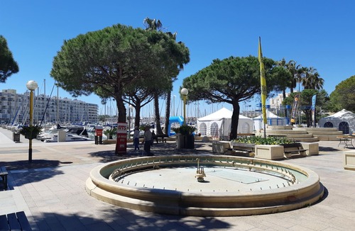 Carnon-Plage Apartment | Large, comfortable T2 apartment