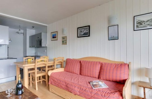 Tignes le Lac Apartment | Le Bec Rouge (Le Lac) by Interhome