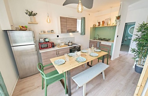 Les Poulettes Apartment | Le Globe Trotter 8 pers avec terrasse Gratte Ciel