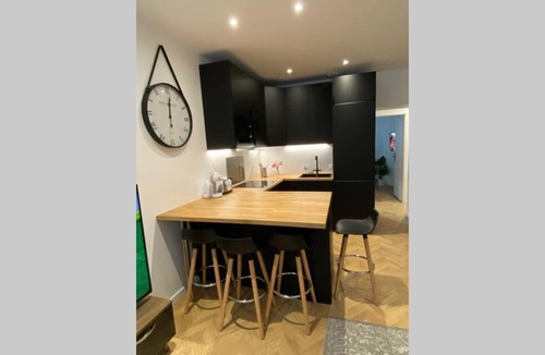 Cret de Roc Apartment | Le Greco Hôtel de Ville Jean Jaurès