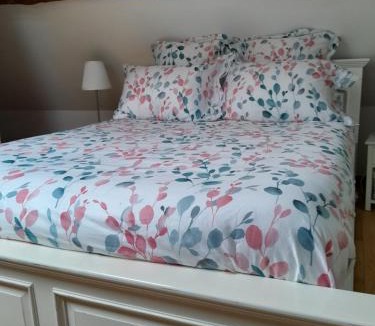 Bordeaux-Saint-Clair Bed & Breakfast | Le Grenier D'Isafil