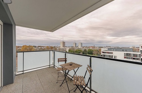 Cenon Apartment | Le Panorama- warm and cosy- near Bordeaux