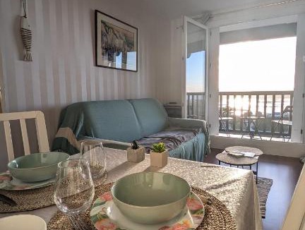 Blonville-sur-Mer Apartment | Le Panoramique, F2- vue imprenable, wifi & parking