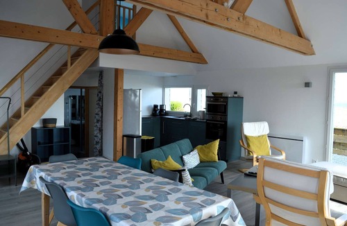 Saint-Come-de-Fresne House | Le Perchoir Avec vue Mer, à 300m de la Plage