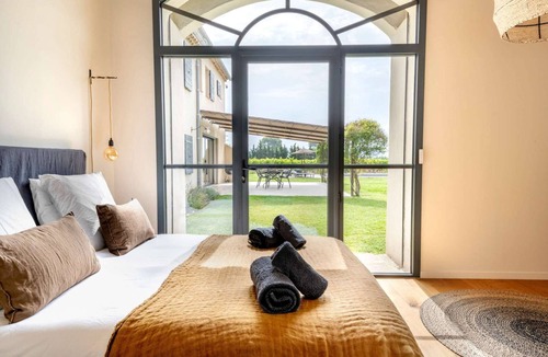 Mazan Villa | Le Prado — 360° View, Pool & Spa | Bersy Luxury®