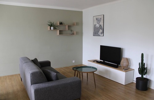 Saint-Brieuc Apartment | Les baigneuses, in the heart of the Saint-Michel district in Saint-Brieuc, garage