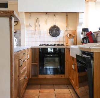 Saint-Basile Cabin | Les Grangeonnes, gîtes nature, piscine, bain nordique, sauna pour accueil familiale ou de groupe