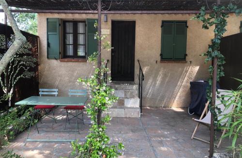 Salernes Apartment | Les Mazets de la Cascade