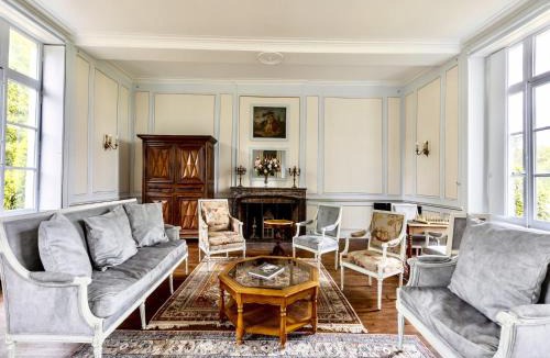 Bazouges-sur-le-Loir Villa | Live the Château Dream in the Loire Countryside