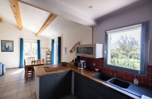 Montaren-et-Saint-Mediers House | Located 5 minutes from the historic center of Uzès, in a wooded setting with swimming pool.