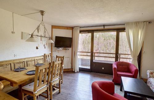 Saint-Jean-dʼAulps Apartment | LOCATION APPARTEMENT SPACIEUX AVEC BALCON - SAINT JEAN D'AULPS STATION - 6 Personnes - RELAIS D15