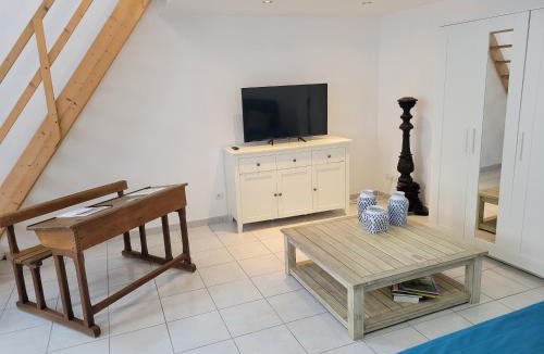 Cambrai Apartment | Loft 3 du Temple pour 4 pers & Parking