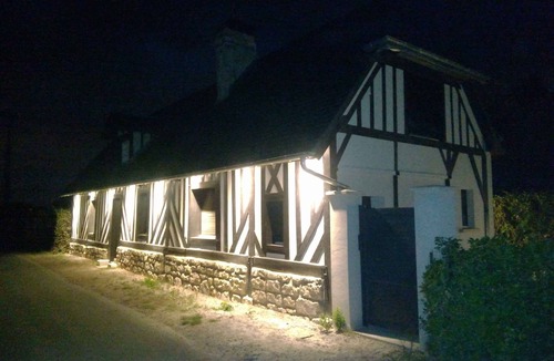 Basseneville House | Longère of 140m2 private heated pool next to Cabourg air-conditioned