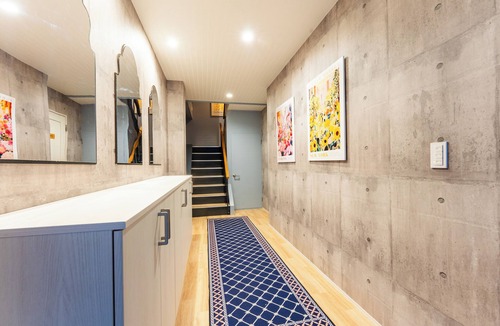 Nishinari Apartment | Lrge New Luxury Designed Home 1 Minute walk to Train Station 6 Min Ride to Namba
