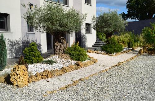 Mont-de-Marsan Apartment | Lumineux - design et récent - parking - wifi