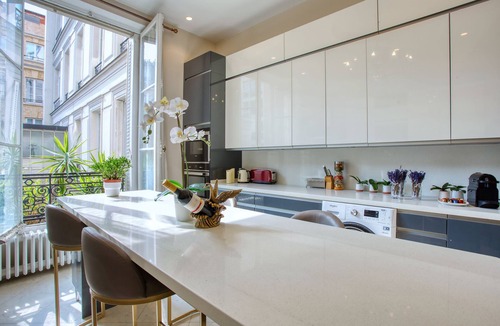 Faubourg-du-Roule Apartment | Luxurious 200m² 5BR Champs Elysées 1min - Rare Gem