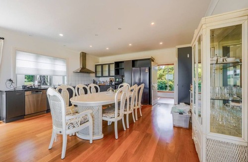 Karaka House | Luxury 5-Bedroom Manor Villa in Karaka