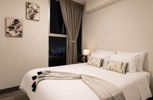 Mata Redonda Apartment | Luxury apartment Secrt Sabana, 28th floor, views, pool, free parking and WiFi
