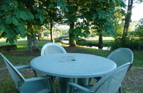 Boisse Cottage | luxury cottage for adult couples, peaceful, unobstructed views, large swimming pool