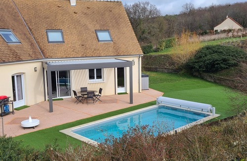 Montrichard Val de Cher Villa | LUXURY VILLA *Heated SWIMMING POOL* IN THE HEART OF THE CHATEAUX 15 mn BAUVAL ZOO.