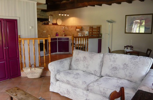 Boisse Cottage | Luxury gite for adult couples, peaceful, open views, large swimming pool