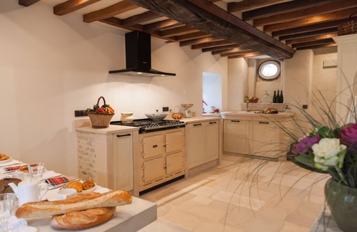 Vouilly House | Luxury Guesthouse