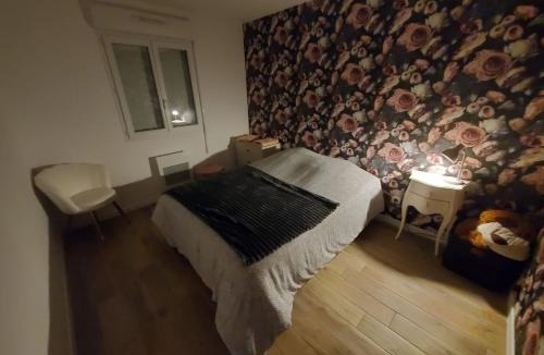 Acquigny House | ma jolie maison , jardin privé , non accessible personne à mobilité réduite