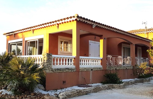 Sorgues Villa | Magnificent charming villa with private pool in Sorgues 10 minutes from Avignon