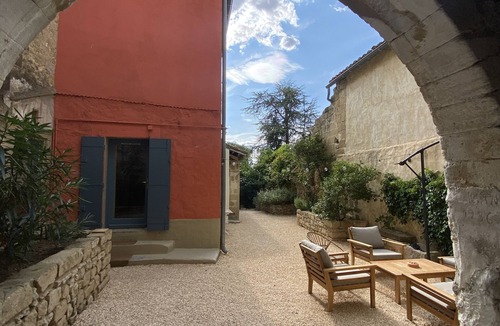 Montaren-et-Saint-Mediers House | Maison de Village de Charme à 5 Minutes D'uzes