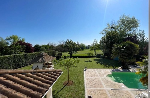 Lucenay House | Maison 6/10 Personnes Avec Piscine vue Golf