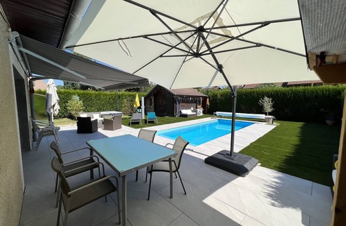Metz-Tessy House | Maison Avec Piscine et Jaccuzzi au Calme à Deux pas D'annecy