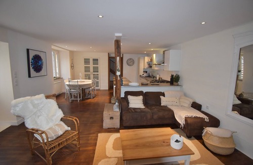 Daglan House | Maison Azua - Beautiful stone village house with private heated pool and garden