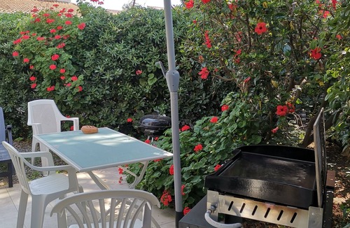 Pineto House | Maison Bord de mer 2/6 pers plage à 200m 3 ch 2 bains Clim Wifi jard Park code