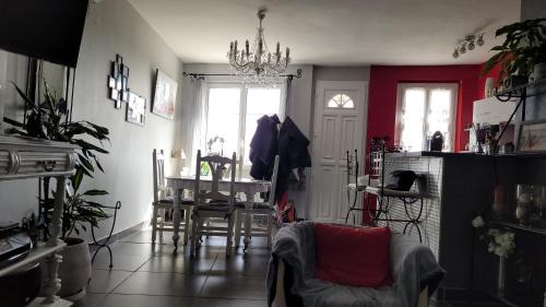 Pierrevert House | Maison de charme au coeur du village