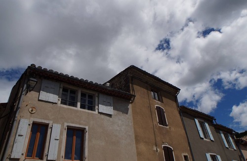 Vogue House | Maison de Village Climatisée
