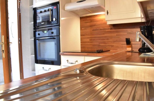 Les Ayguades Apartment | Maison Gruissan, 2 pièces, 5 personnes - FR-1-229A-539