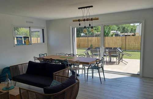 Piriac-sur-Mer House | Maison Neuve à Piriac sur Mer, 5 Chambres, Jacuzzi, Proche Plage et Centre Ville