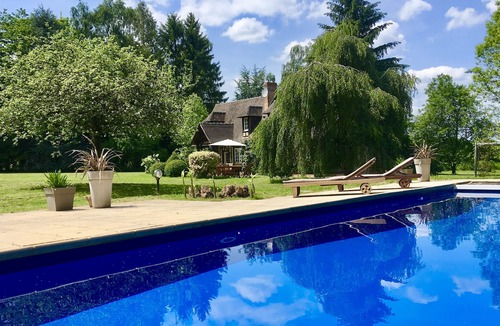 Le Planquay House | Maison Normande au Parc Majestueux