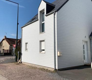 Bernieres-sur-Mer House | Maison récente à 200m de la plage
