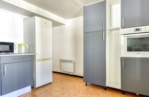 Conques-sur-Orbiel House | maisonette with terrace and garden