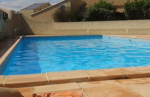 Marseillan House | Marseillan house not overlooked quiet garden terrace in a residence