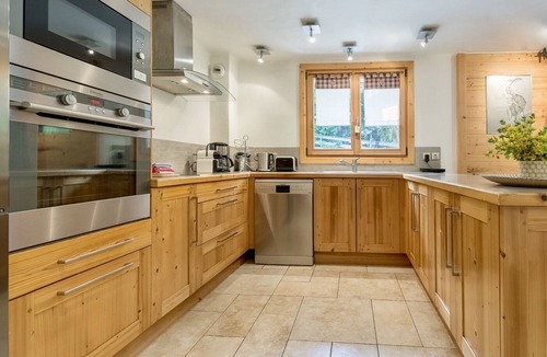Meribel Ski Chalet | MERIBEL CENTER - LOVELY CHALET FOR 8 - PARKING -n5MN SKI SLOPES - DIRECT OWNER -