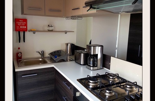 Coulanges House | MOBIL HOME 6/8P LUMINOSA CAMPING 4 STARS VAL DE LOIRE