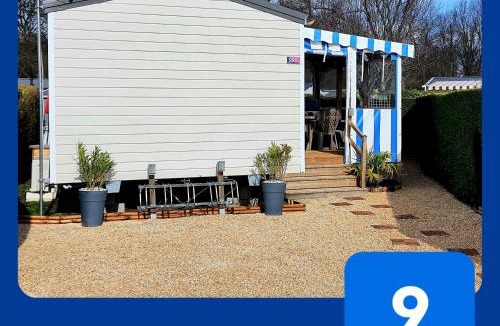 Les Mathes House | Mobilhome 2ch climatisé-terrasse fermée-4 vélos-camping 4 étoiles Les Charmettes
