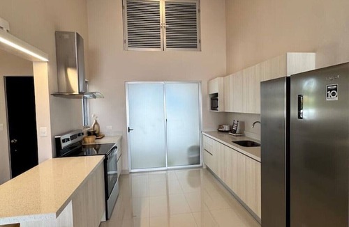 Sardinal House | Modern 3BR 2BA Retreat for 5/Gated Community w/Pool, Gym & Office